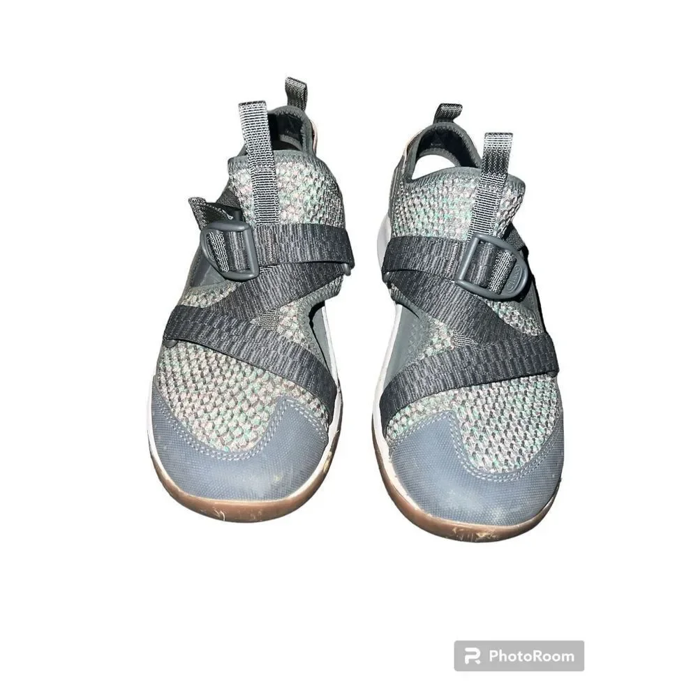 ✨Chaco Women's Odyssey Sz 7 Sandals✨